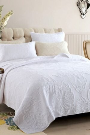 Bed Cover Three-piece Quilted Sheets